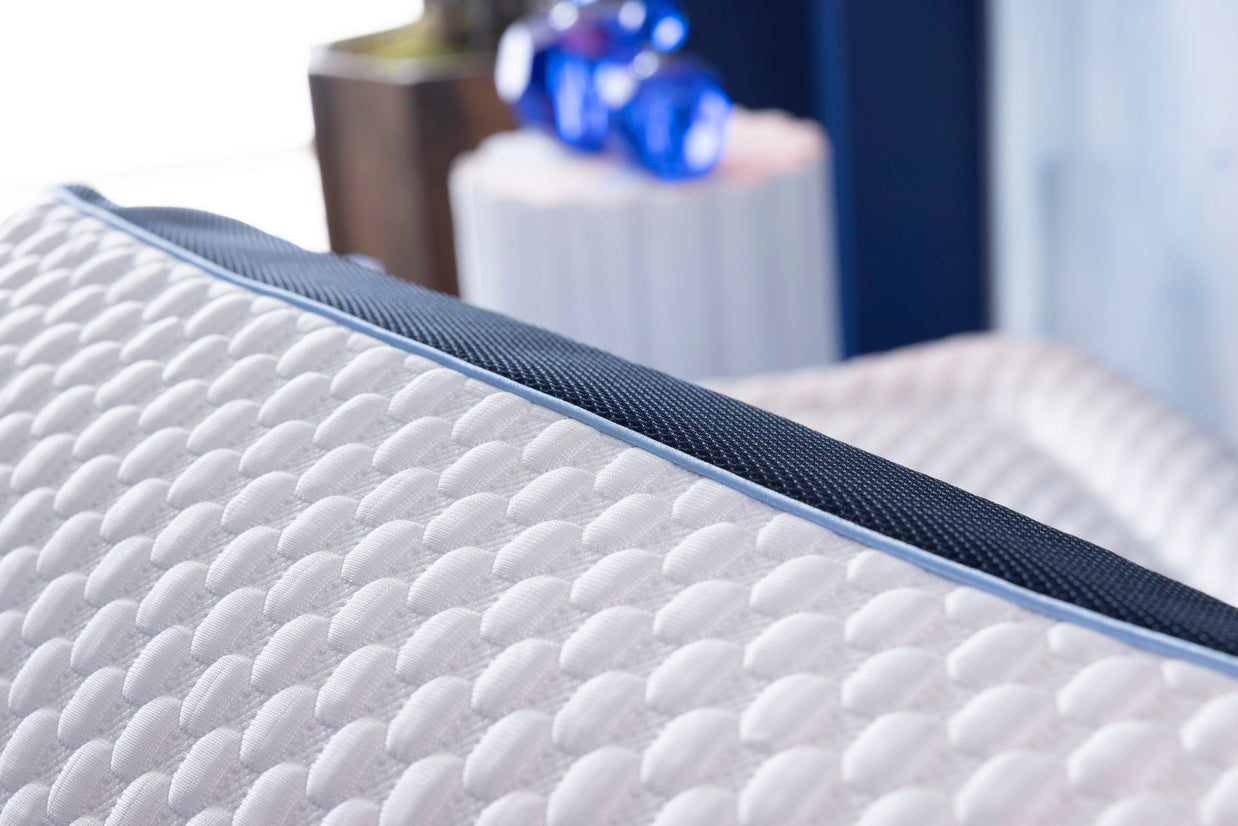 Cube Cooler Pillow