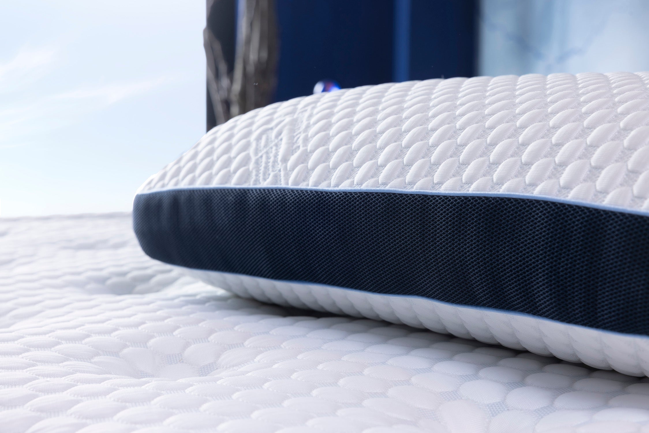 Cube Cooler Pillow