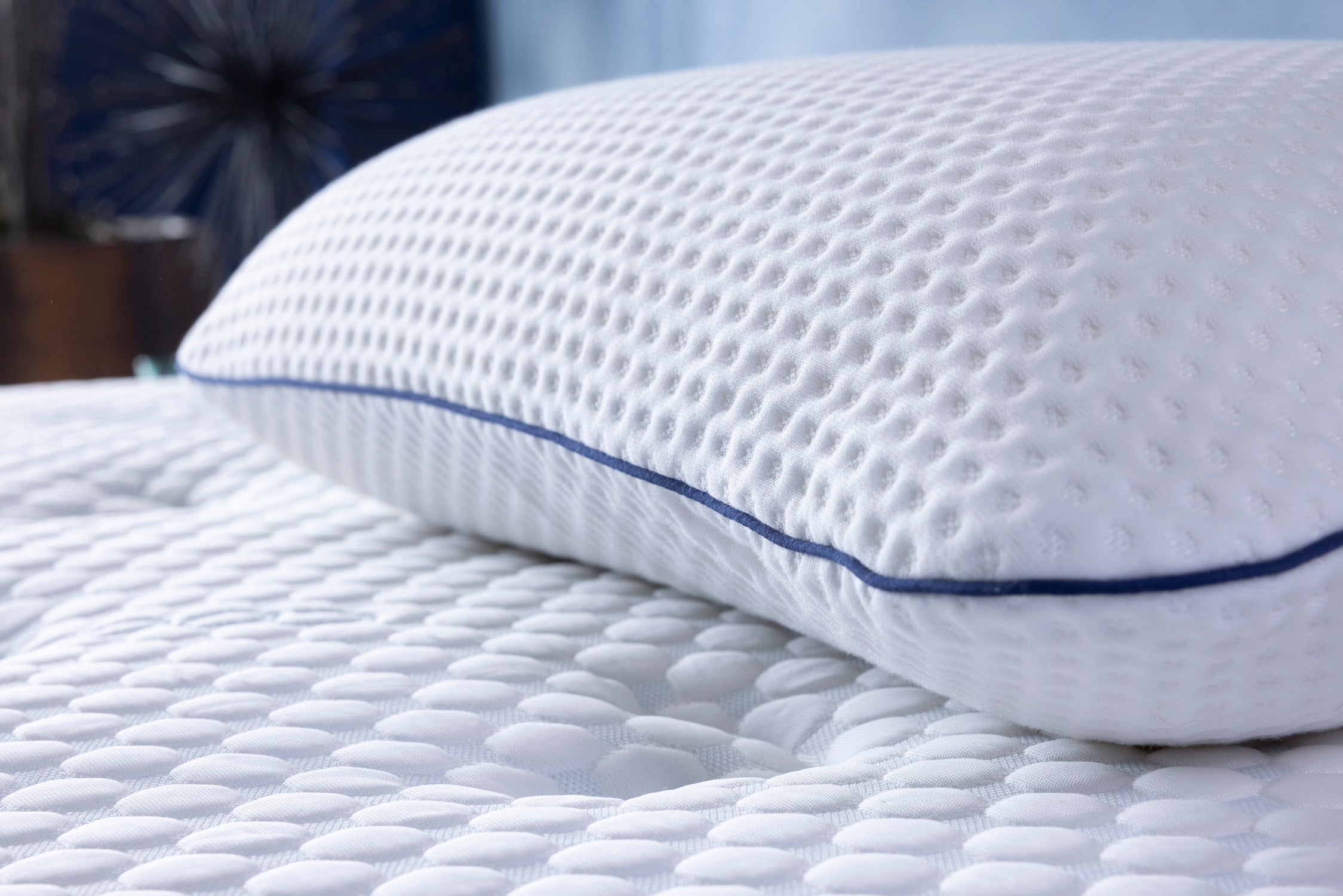 Visco Cube Pillow